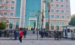 Muhittin Böcek'in de yargılandığı davada 'tehdit' ve 'menfaat' iddiaları