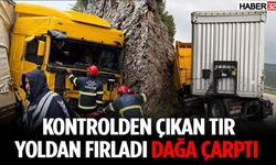 Kontrolden Çıkan Tır Yoldan Fırladı Dağa Çarptı