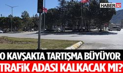 O Kavşakta Tartışma Büyüyor: Trafik Adası Kalkacak mı?