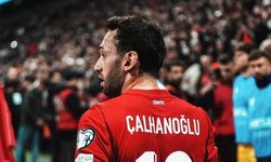 Galatasaraylı mı, Fenerbahçeli mi? Hakan Çalhanoğlu hangi takımlı?