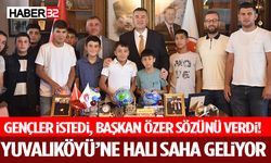 Gençler İstedi, Başkan Özer Sözünü Verdi! Yuvalıköyü’ne Halı Saha Geliyor