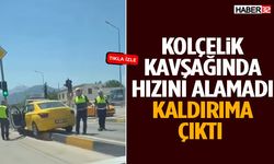 Kolçelik Kavşağında Hızını Alamadı Kaldırıma Çıktı