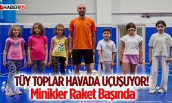 Tüy Toplar Havada Uçuşuyor! Minikler Raket Başında