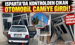 Kontrolden Çıkan Otomobil Camiye Girdi!