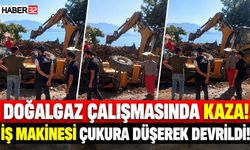 Çukura Düşen İş Makinesi Devrildi!