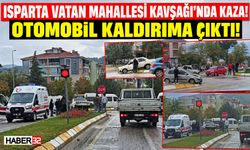 Vatan Mahallesi'nde Kaza: Araçlardan Biri Kaldırıma Çıktı!