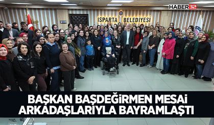Başkan Başdeğirmen mesai arkadaşlarıyla bayramlaştı