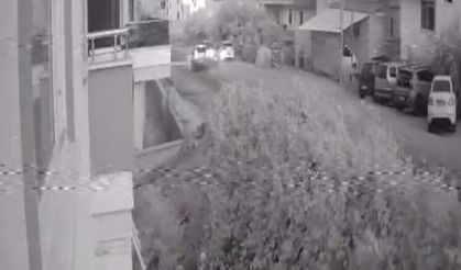 Alanya'da otomobil ile kamyonet çarpıştı: 2 yaralı