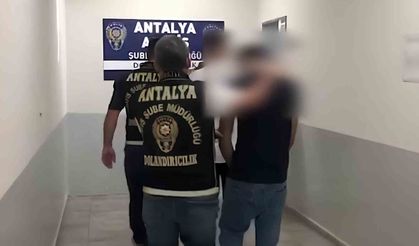 Antalya'da 2 buçuk milyon liralık nitelikli dolandırıcılık operasyonu: 4 gözaltı