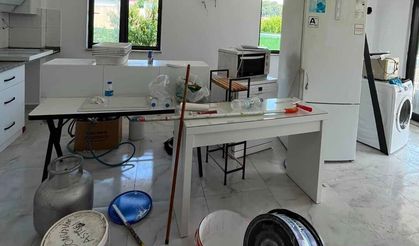 Evi yanan vatandaşa Kemer Belediyesi'nden destek