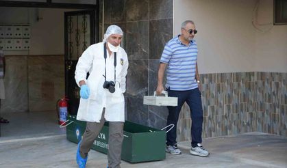 Evde ölü bulunan anne ile kızının cenazeleri Adli Tıp Kurumu morguna gönderildi