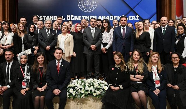 Milli Eğitim Akademisi'nde Bakan Tekin'den ilk ders