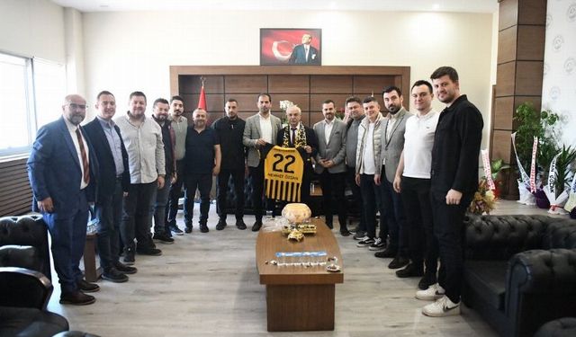 Keşanspor yönetiminden Mehmet Özcan’a ziyaret