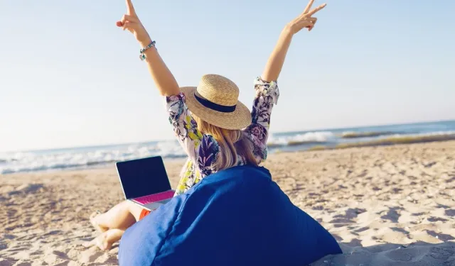 Tatilde ihmal edilmemesi gereken 8 siber önlem