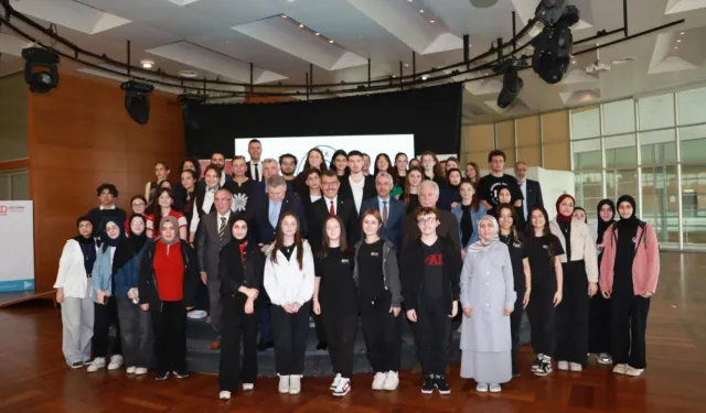 Bursa’da “köklerden geleceğe” bilim ve gençlik buluşması