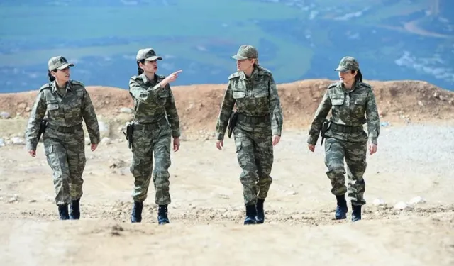 Kızlara Askerlik mi Geldi?