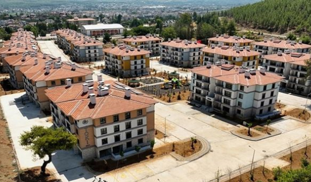 Anne babasının üzerine ev olanlar başvuru yapabiliyor mu? 30 yaş altı TOKİ başvuru şartları neler, kimler başvurabilir?