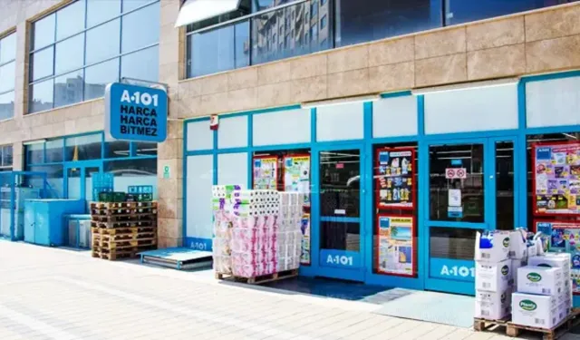 A101'de Küçük Ev Aletlerinde Büyük Fırtına: Schafer Blender Seti 1.299 TL’ye Satılıyor!