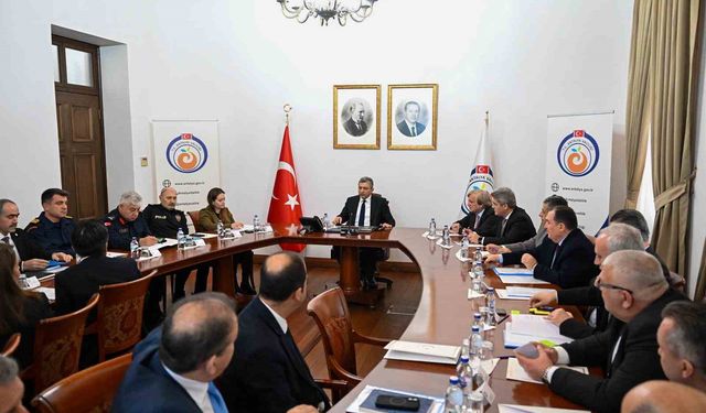 Antalya aşırı yağışlara karşı teyakkuzda