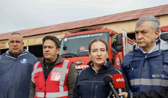 Başkan Vekili Özdemir: 'Son 24 saatte metrekareye 200 mm yağış düştüğü tespit edildi'