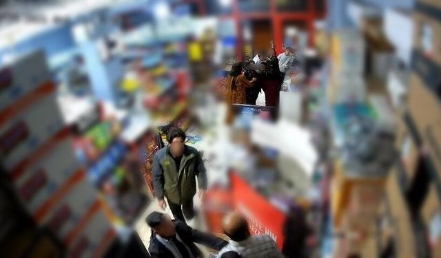 Markette kavga: Ortalık savaş alanına döndü