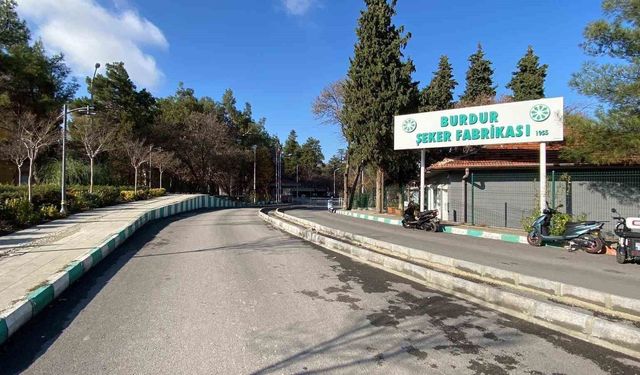 Burdur'da elevatör zincirine elini kaptıran işçi yaralandı