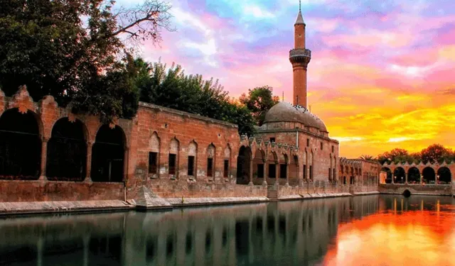 Sular Altındaki Saklı Cennetin Gizemi: Görenler Hayran Kalıyor