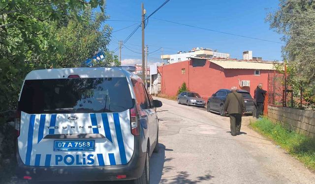 Antalya'da 15 gün önce anjiyo olan şahıs evinde ölü olarak bulundu