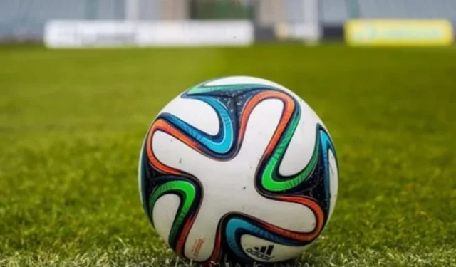 Bugün Kimin Maçı Var? 15 Mart Pazar Maç Programı, Saatleri ve Kanalları