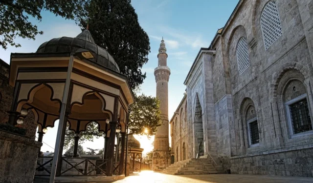 İllere göre bayram namazı saatleri... Türkiye ve dünyada ilk namaz vakitleri