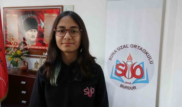 13 yaşındaki Defne Güler Amerikan Matematik Olimpiyatları'nda altın madalya kazandı