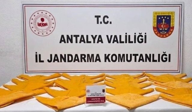 Antalya'da uyuşturucu operasyonunda 3 şüpheliye adli işlem