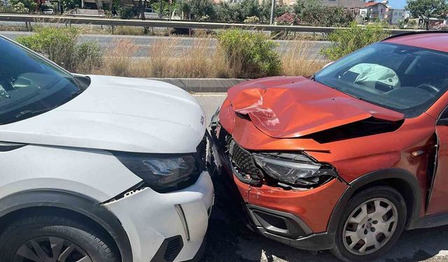 Kaza yapan kadın sürücü hem ehliyetsiz, hem de 2.79 promil alkollü çıktı
