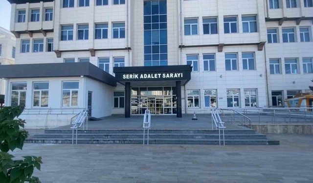Serik'te 'tefecilik' ve 'kara para aklama' operasyonunda 7 tutuklama