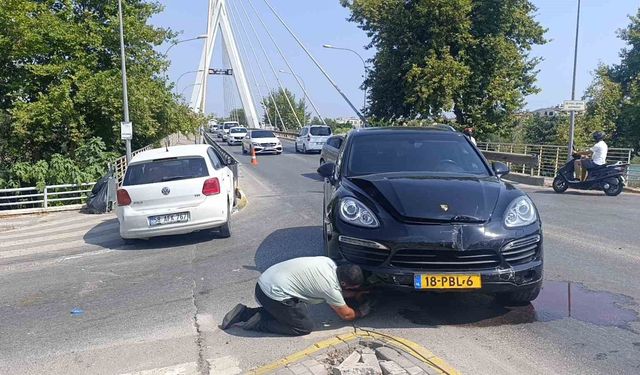 Karşı yola geçmek için alt geçidi kullanmadı, kaza kaçınılmaz oldu