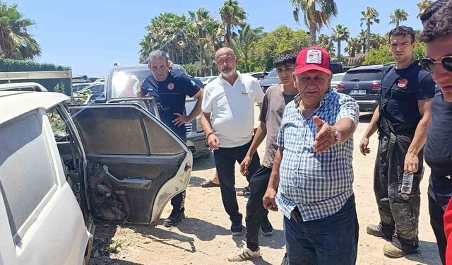Otele ölçü almaya gitti, geri döndüğünde aracını yanmış halde buldu