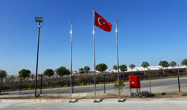 Bayrak Direği Yapım İşi Yapılacaktır