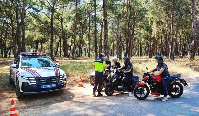 Jandarmanın motosiklet denetimlerinde 5 bin 392 sürücü kontrol edildi