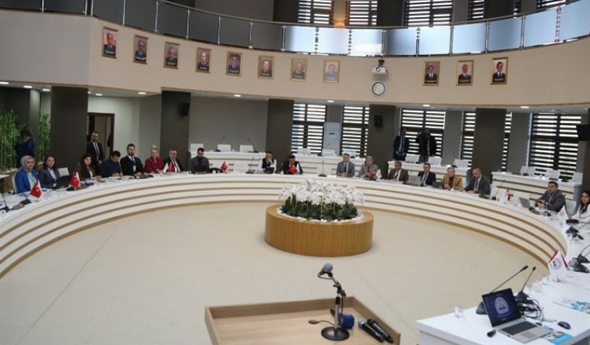 ERÜ'de Araştırma Dekanlıkları Çalıştayı düzenlendi