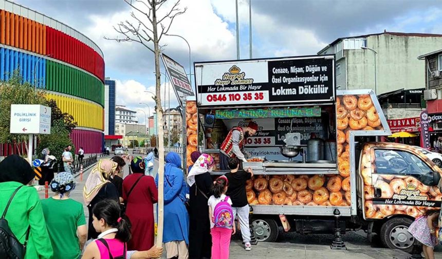 Hayır Lokması Geleneği İstanbul Sokaklarında Hayat Buluyor