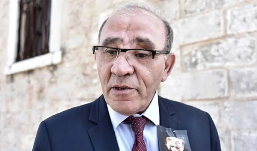 Fikret Bila'nın Eski Hali Nasıldı? Fikret Bila Kafası Neden Öyle, Ne Oldu, Hastalığı Nedir?