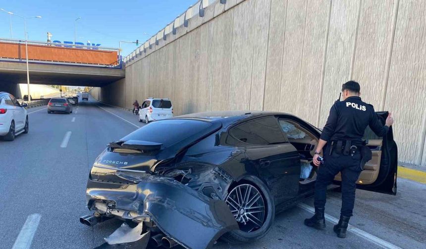 Alt geçit duvarına çarptı: 1 yaralı