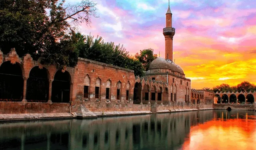 Sular Altındaki Saklı Cennetin Gizemi: Görenler Hayran Kalıyor