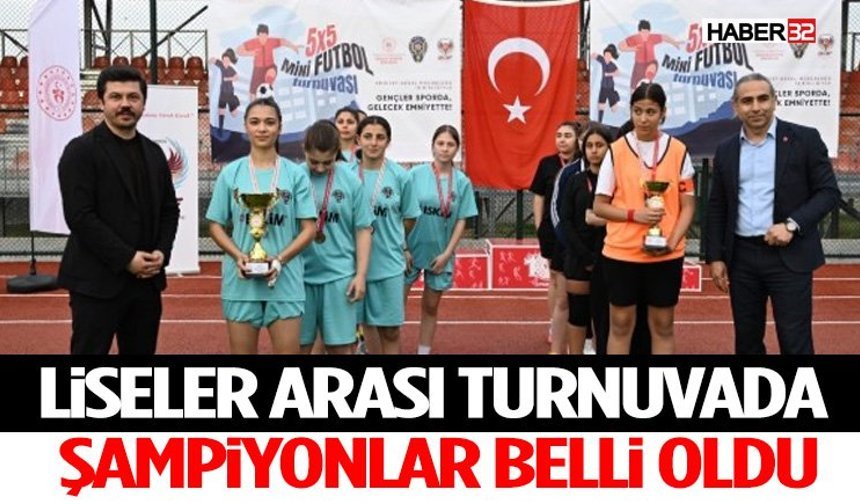 Liseler Arası Turnuvada Şampiyonlar Belli Oldu