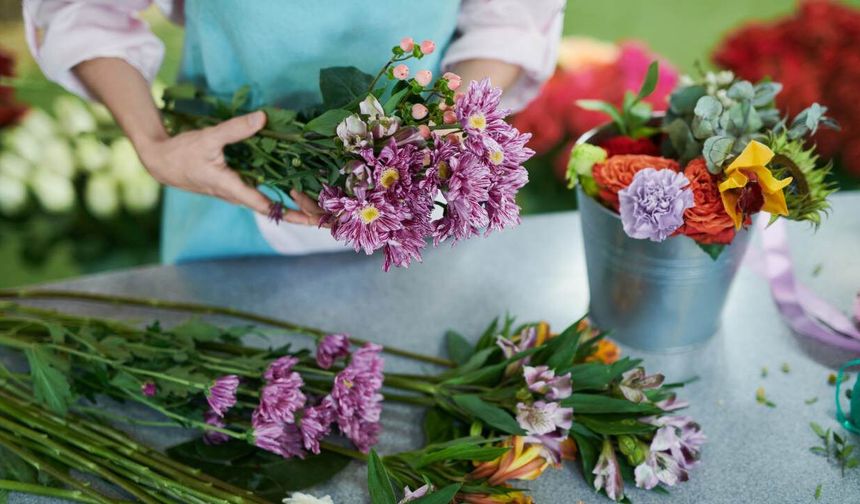 Aldığım Taze Çiçeklerin Ömrünü Nasıl Uzatırım?