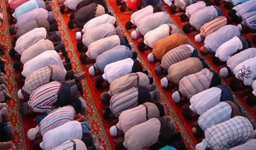 Cuma namazı kaç dakika, kaç saat sürüyor, saat kaçta bitiyor?