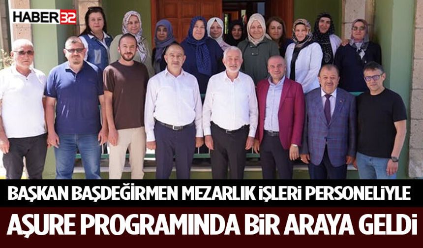 Başkan Başdeğirmen Mezarlık İşleri Personeliyle Aşure Programında Bir Araya Geldi