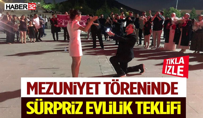 Mezuniyet Töreninde Sürpriz Evlilik Teklifi
