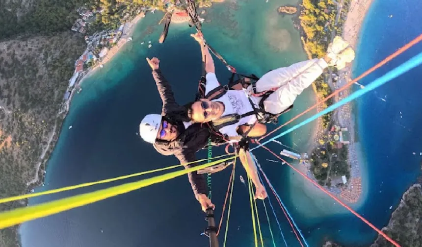 Gravion Tourism ile Fethiye’de Yamaç Paraşütü Deneyimi