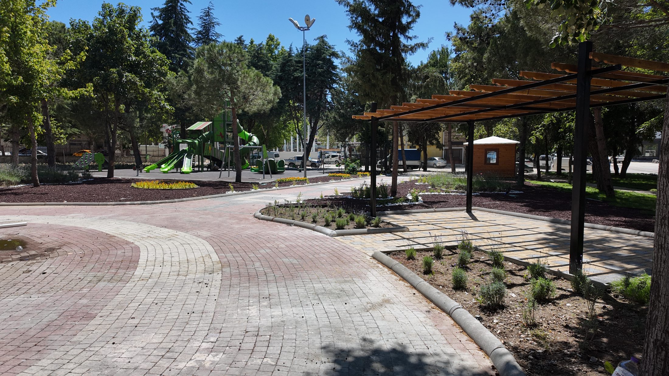 30 06 2025 Gulistan Cami Alti Park Yapimi (5)